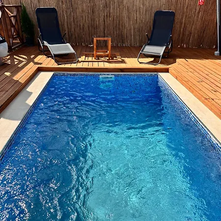Adres Bungalov Campsite *