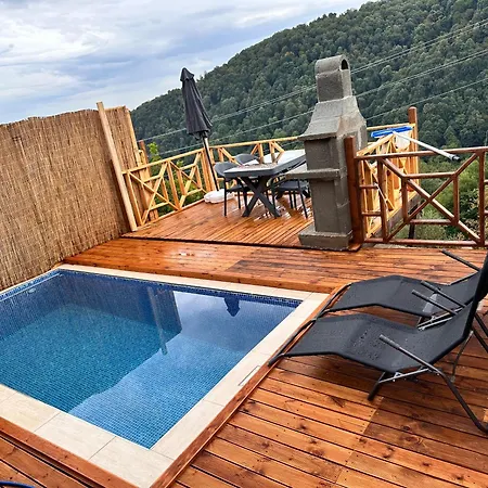 Adres Bungalov Campsite *